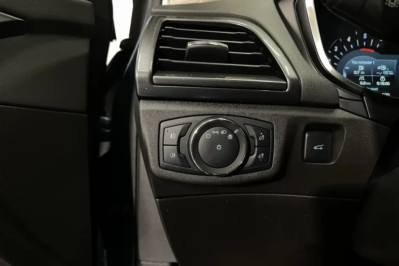 Ford Mondeo din 2020 cu 75.217 km - oferta FOR169884 - foto 28