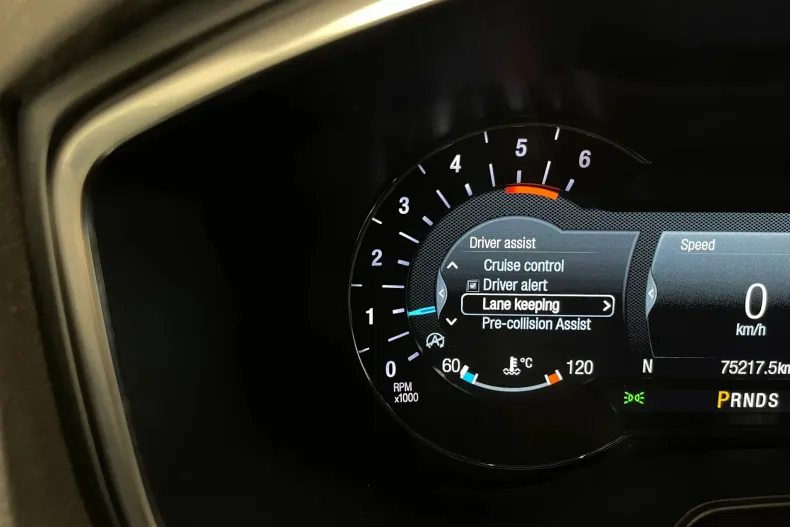 Ford Mondeo din 2020 cu 75.217 km - oferta FOR169884 - foto 30