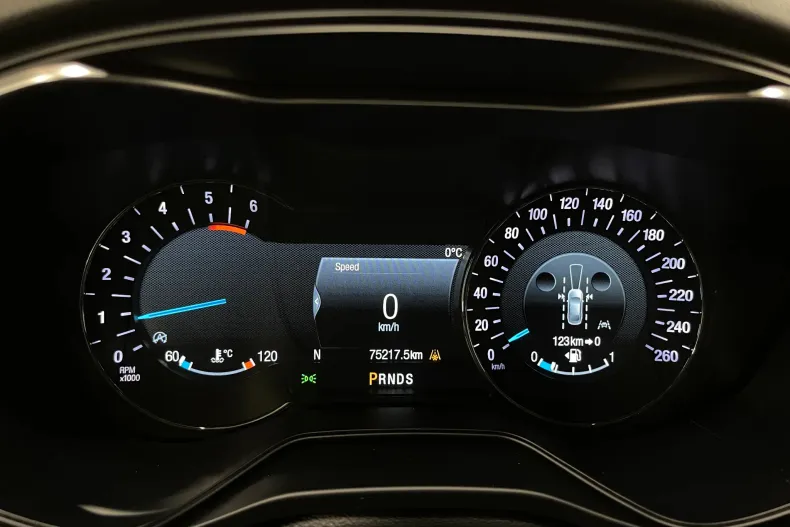 Ford Mondeo din 2020 cu 75.217 km - oferta FOR169884 - foto 34