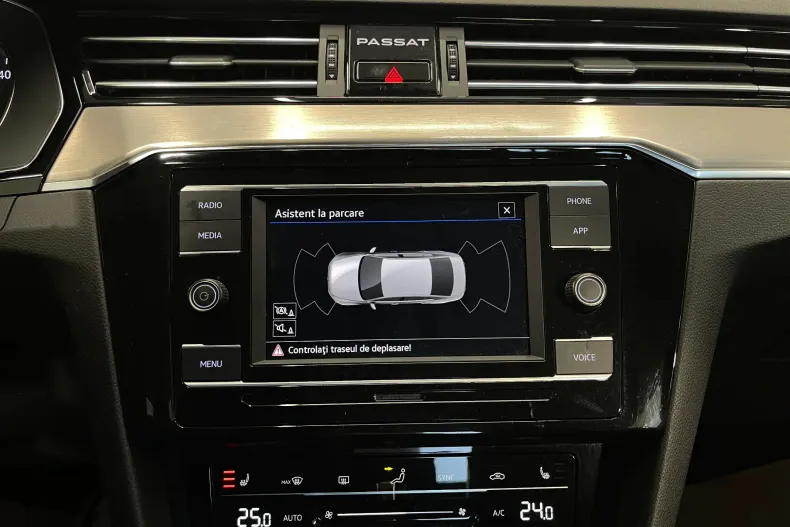 Volkswagen Passat din 2020 cu 24.569 km - oferta VOL169890 - foto 13