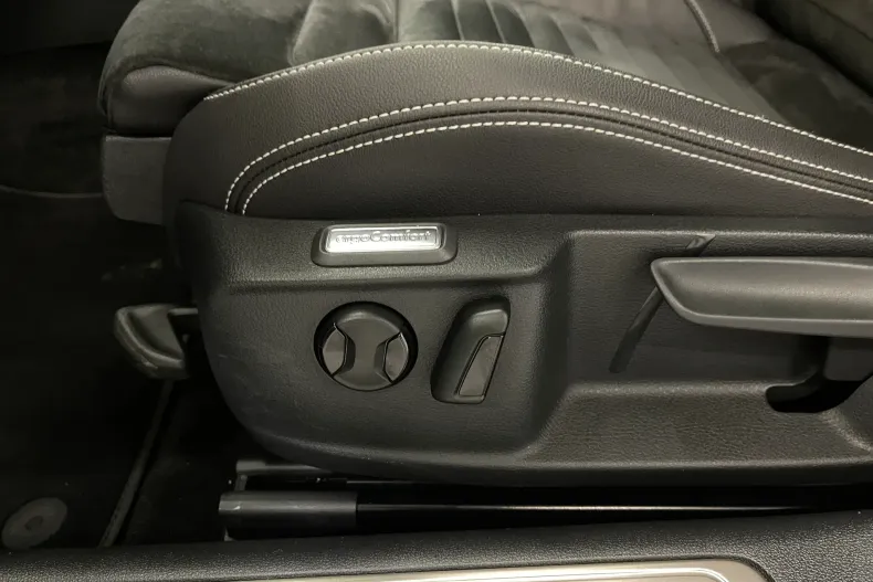 Volkswagen Passat din 2020 cu 24.569 km - oferta VOL169890 - foto 20