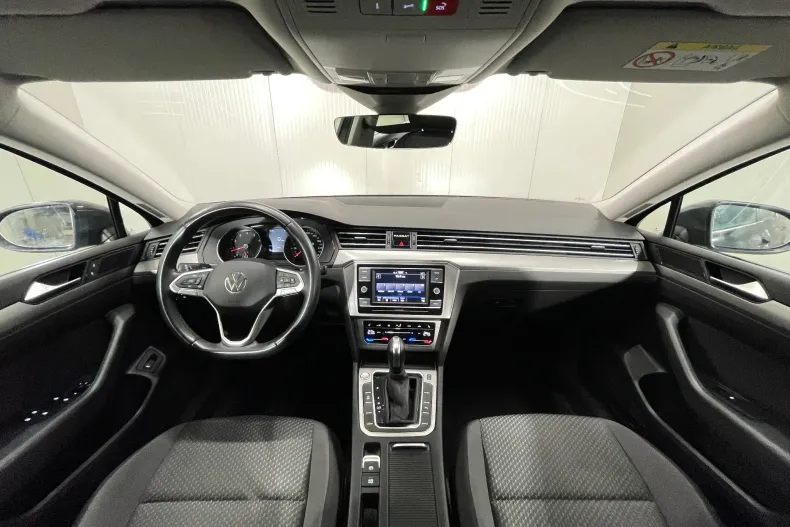 Volkswagen Passat din 2021 cu 39.325 km - oferta VOL169893 - foto 7