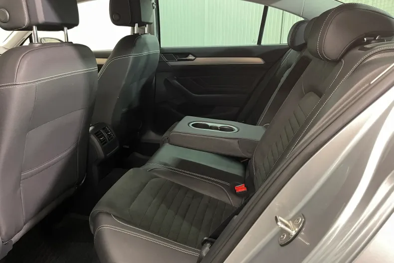 Volkswagen Passat din 2021 cu 85.830 km - oferta VOL169894 - foto 11