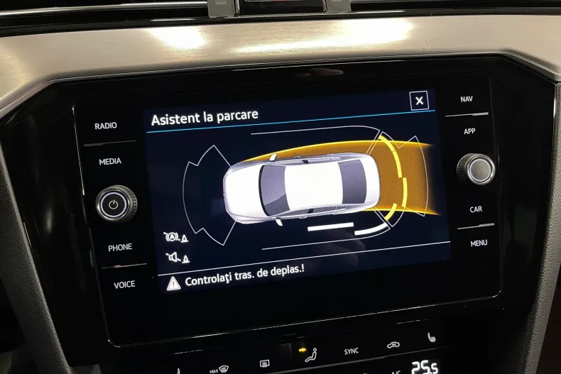 Volkswagen Passat din 2021 cu 85.830 km - oferta VOL169894 - foto 14