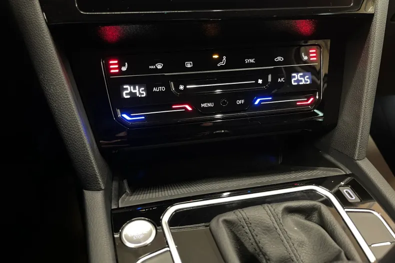 Volkswagen Passat din 2021 cu 85.830 km - oferta VOL169894 - foto 19