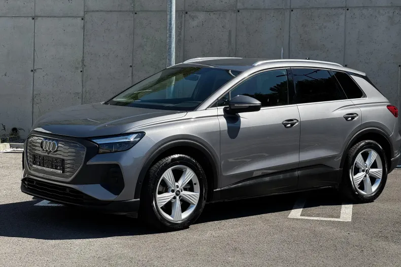 Audi Q4 din 2022 cu 34.027 km - oferta AUD169908 - foto 3