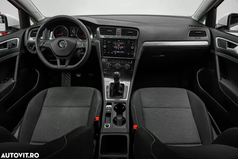 Volkswagen Golf din 2020 cu 64.000 km - oferta VOL169918 - foto 2