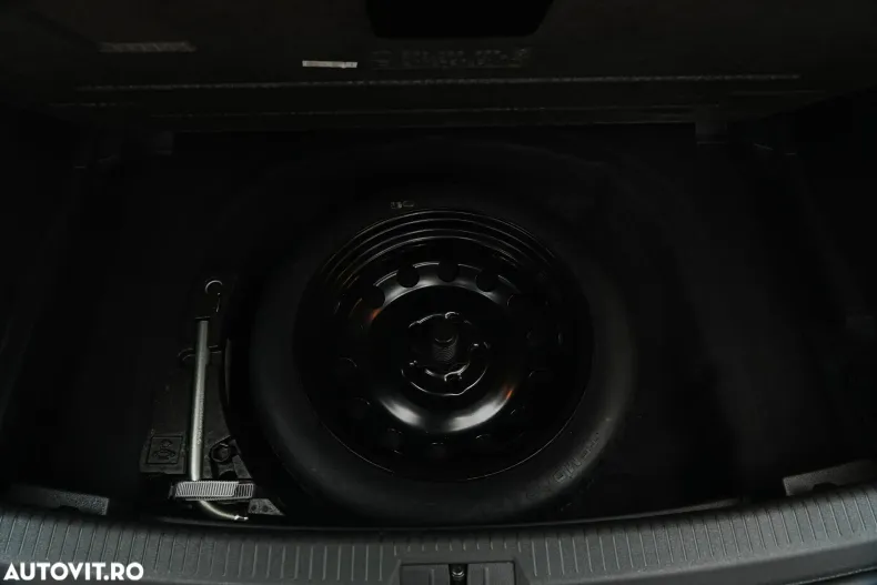 Volkswagen Golf din 2020 cu 64.000 km - oferta VOL169918 - foto 28