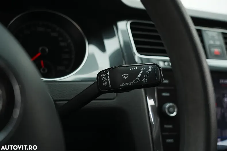 Volkswagen Golf din 2020 cu 64.000 km - oferta VOL169918 - foto 32