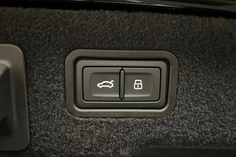 Audi A8 din 2023 cu 66.000 km - oferta AUD169922 - foto 40