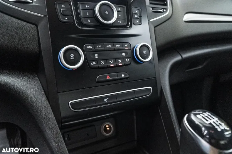 Renault Megane din 2022 cu 114.000 km - oferta REN169935 - foto 11