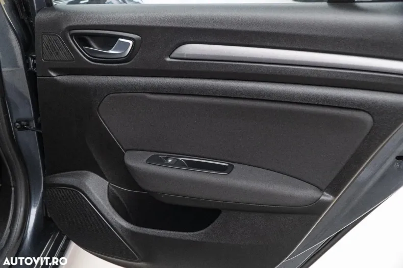 Renault Megane din 2022 cu 114.000 km - oferta REN169935 - foto 39