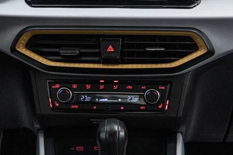 Seat Arona din 2022 cu 90.000 km - oferta SEA169937 - foto 4