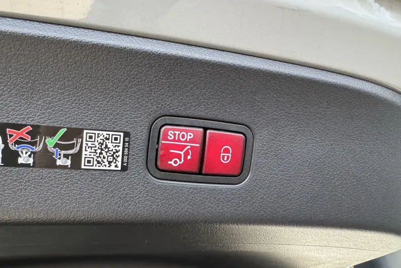 Mercedes-Benz GLC Coupe din 2025 cu 5.400 km - oferta MER169948 - foto 10