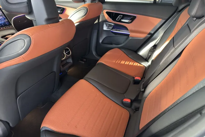 Mercedes-Benz GLC Coupe din 2025 cu 5.400 km - oferta MER169948 - foto 12