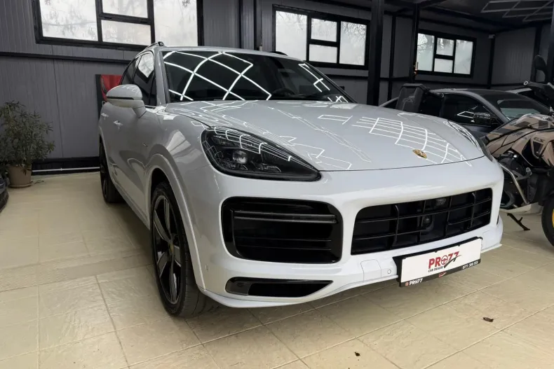 Porsche Cayenne din 2021 cu 31.000 km - oferta POR169949 - foto 1
