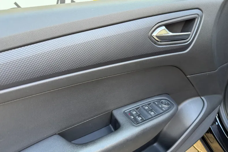 Renault Arkana din 2024 cu 5.700 km - oferta REN169954 - foto 15