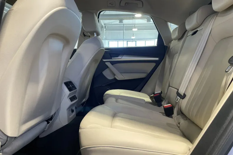 Audi Q5 din 2021 cu 111.238 km - oferta AUD169956 - foto 12