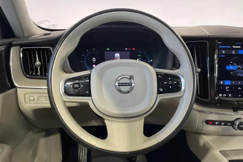 Volvo XC60 din 2021 cu 77.689 km - oferta VOL169957 - foto 16