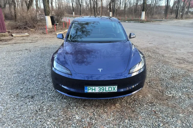 Tesla Model 3 din 2024 cu 10.700 km - oferta TES169960 - foto 7