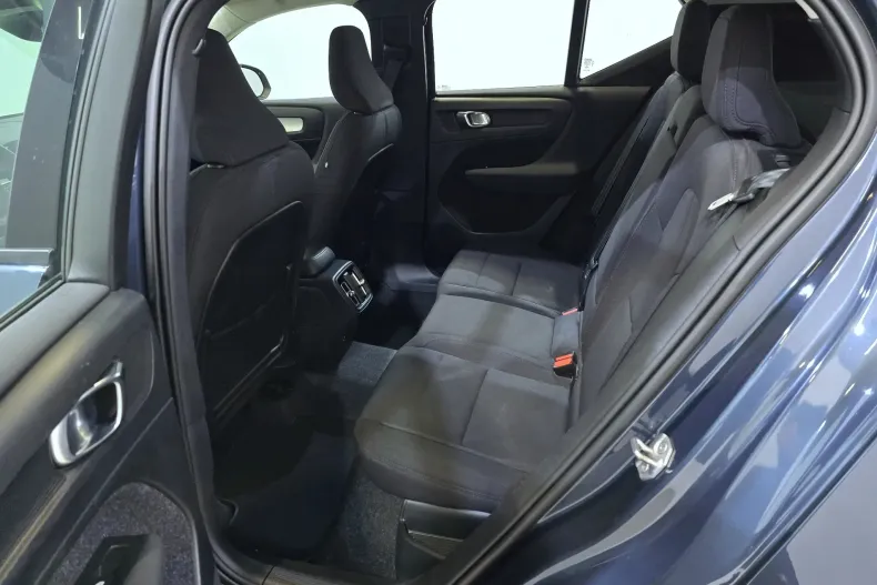 Volvo XC40 din 2020 cu 99.980 km - oferta VOL169969 - foto 8