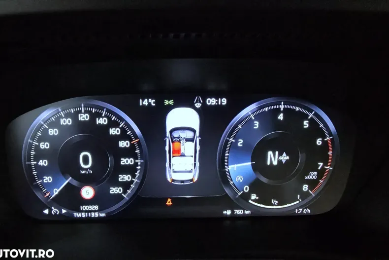 Volvo XC40 din 2020 cu 99.980 km - oferta VOL169969 - foto 11