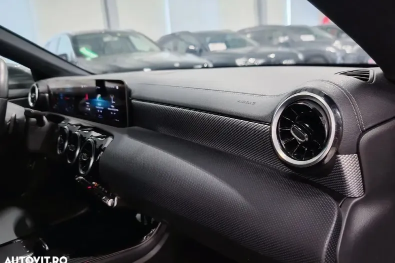 Mercedes-Benz CLA din 2021 cu 101.657 km - oferta MER169970 - foto 12