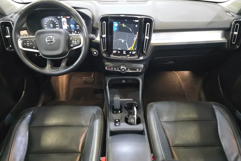 Volvo XC40 din 2021 cu 123.785 km - oferta VOL169971 - foto 6
