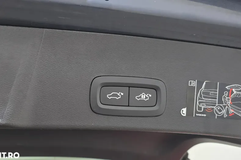 Volvo XC40 din 2021 cu 123.785 km - oferta VOL169971 - foto 15