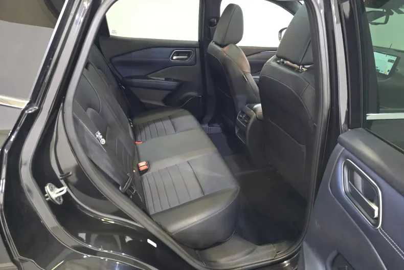 Nissan Qashqai din 2023 cu 97.188 km - oferta NIS169974 - foto 17