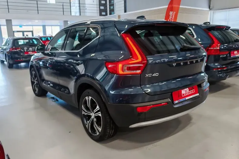 Volvo XC40 din 2020 cu 130.163 km - oferta VOL169975 - foto 3