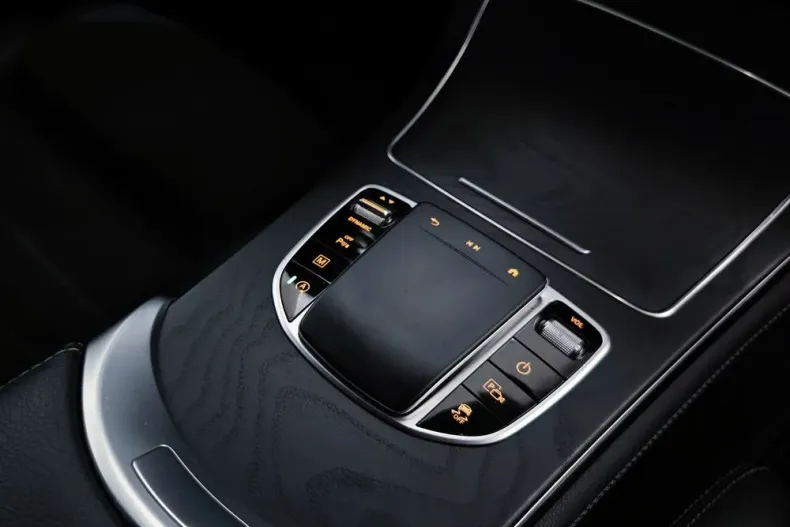 Mercedes-Benz GLC din 2020 cu 143.086 km - oferta MER169976 - foto 11