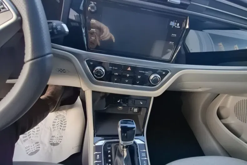 KG Mobility Korrando din 2025 cu 1 km - oferta KGM169981 - foto 11