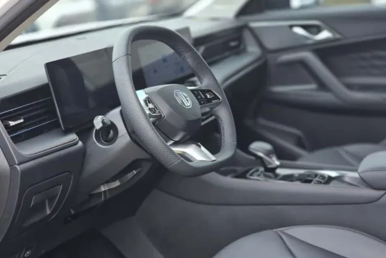 MG HS din 2025 cu 2.000 km - oferta MG0169984 - foto 6