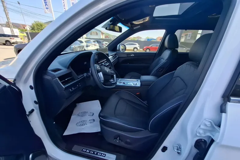 KG Mobility Rexton din 2025 cu 1 km - oferta KGM169985 - foto 10