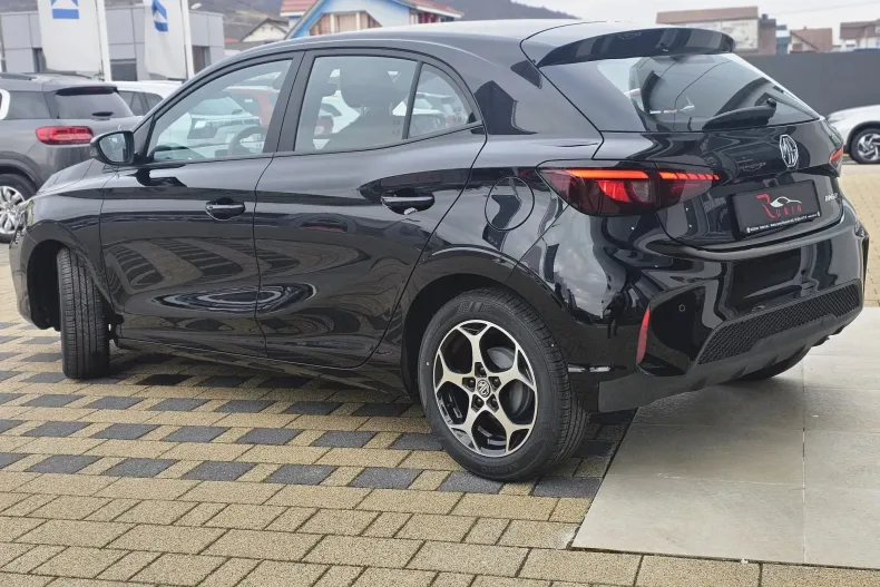 MG MG3 din 2024 cu 10 km - oferta MG0169986 - foto 5