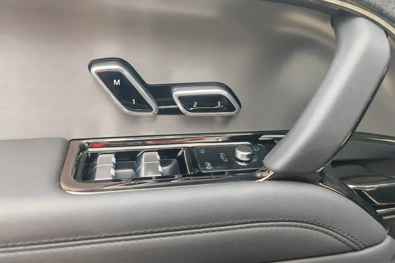 Land Rover Range Rover Sport din 2024 cu 20.609 km - oferta LAN169991 - foto 19