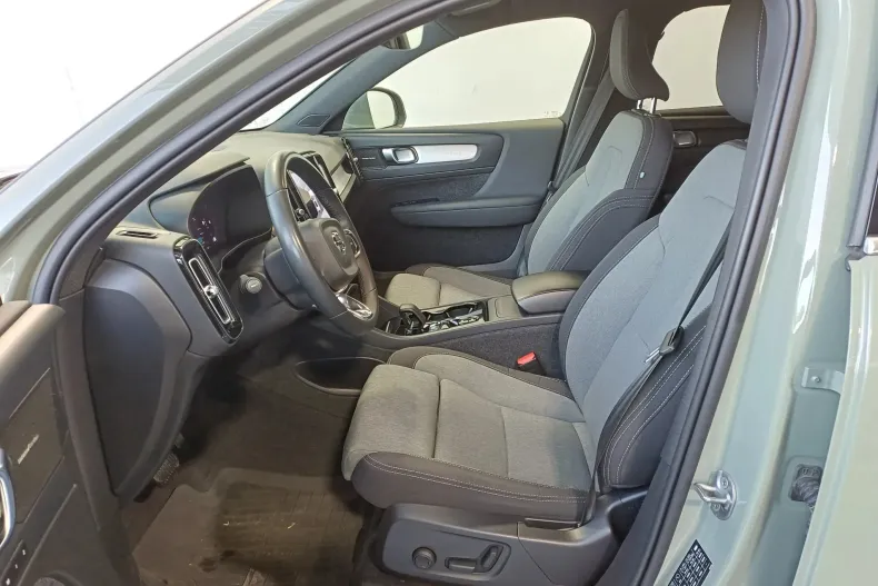 Volvo XC40 din 2022 cu 112.513 km - oferta VOL169994 - foto 5