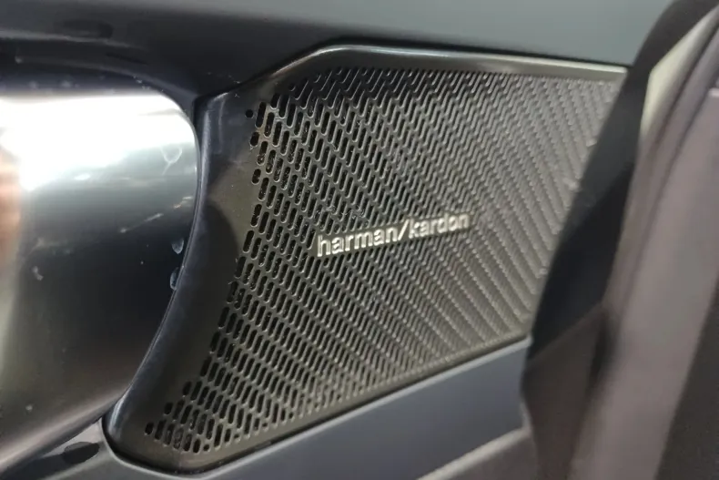 Volvo XC40 din 2022 cu 112.513 km - oferta VOL169994 - foto 10