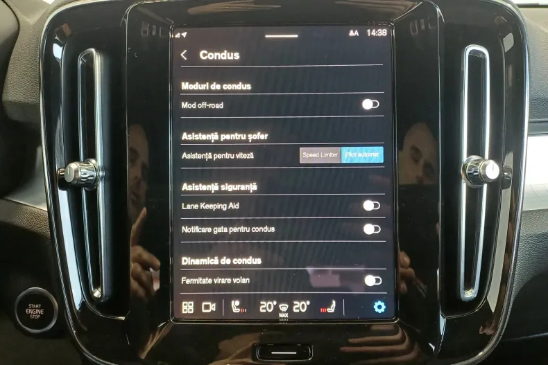 Volvo XC40 din 2022 cu 112.513 km - oferta VOL169994 - foto 19