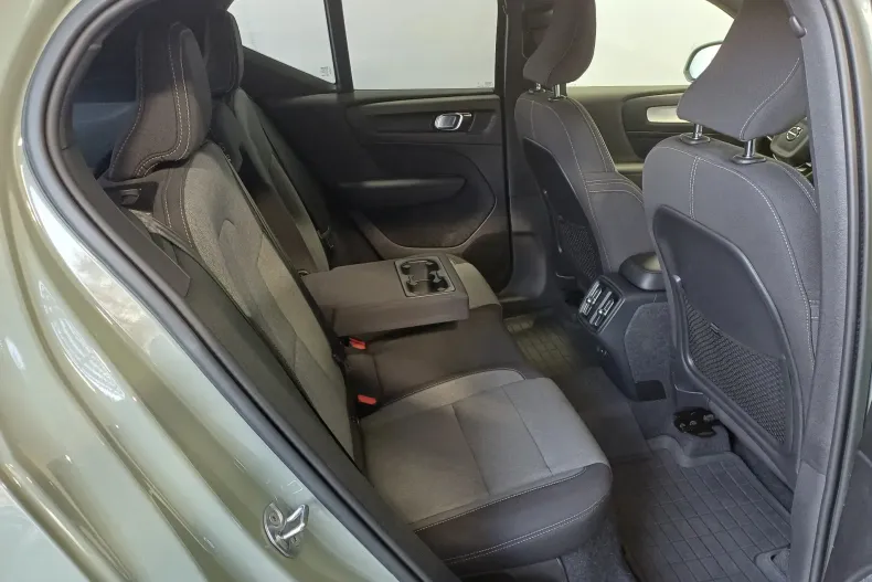 Volvo XC40 din 2022 cu 112.513 km - oferta VOL169994 - foto 27