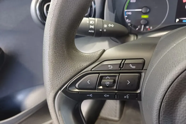 Toyota Yaris din 2022 cu 56.587 km - oferta TOY169995 - foto 11