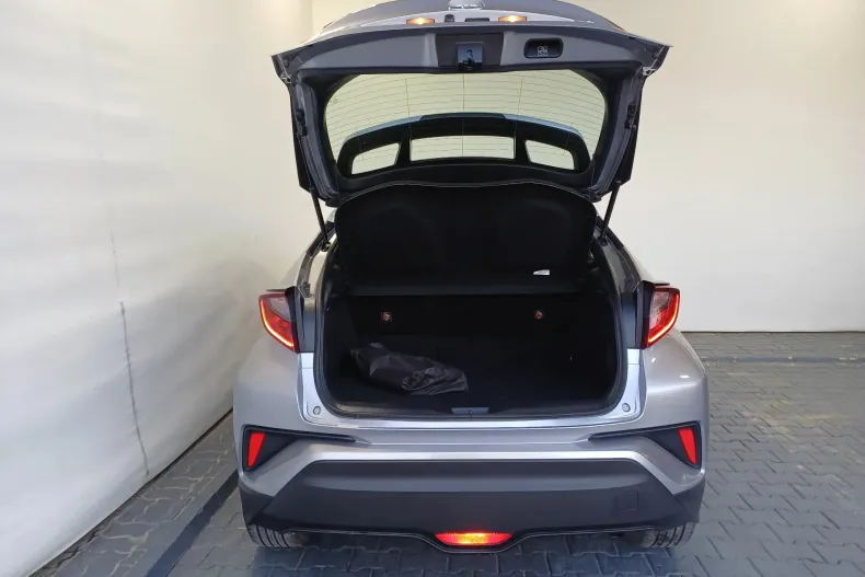 Toyota C-HR din 2020 cu 37.072 km - oferta TOY169996 - foto 24
