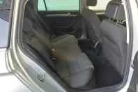 Volkswagen Passat din 2022 cu 106.193 km - oferta VOL169997 - foto 32