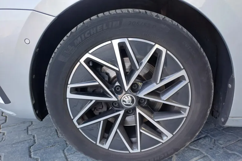 Skoda Octavia din 2021 cu 125.784 km - oferta SKO169998 - foto 4