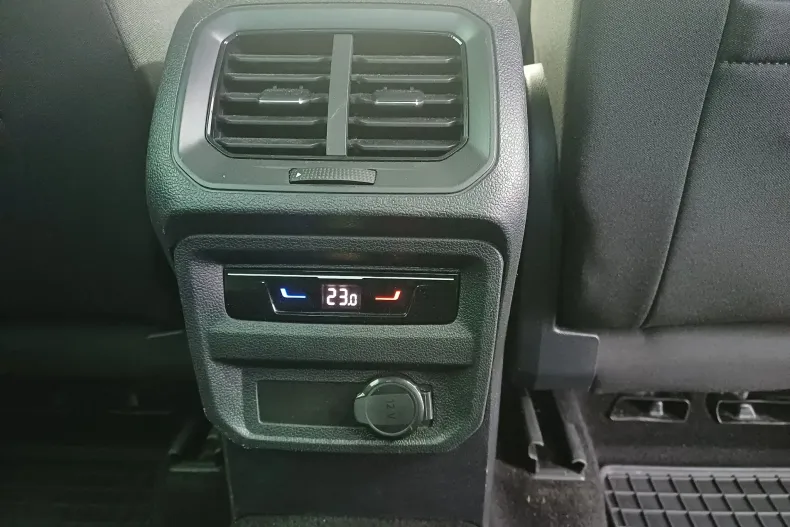 Volkswagen Tiguan din 2023 cu 85.213 km - oferta VOL170002 - foto 32