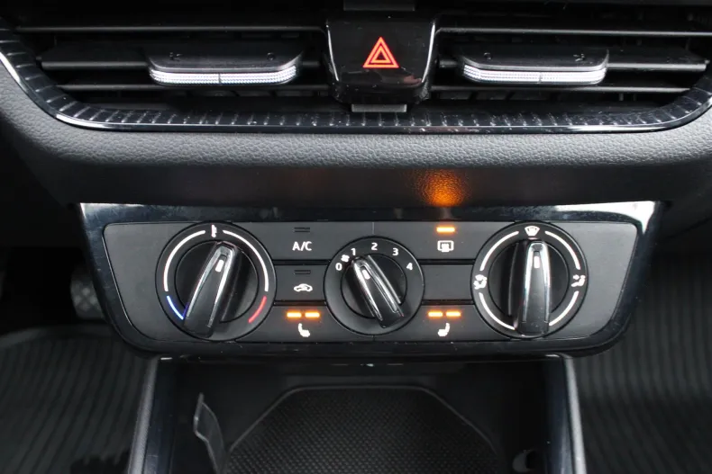 Skoda Fabia din 2023 cu 26.284 km - oferta SKO170006 - foto 19