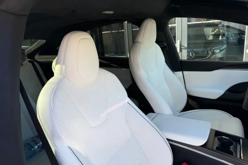 Tesla Model X din 2023 cu 40.500 km - oferta TES170008 - foto 10