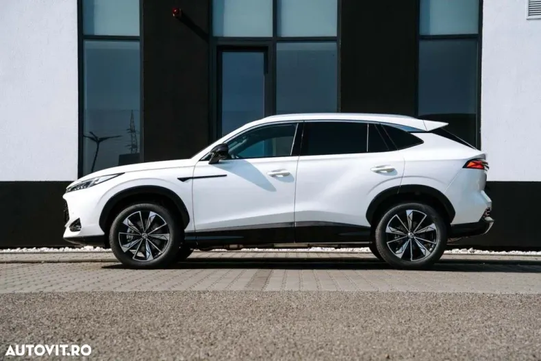 MG HS din 2025 cu 600 km - oferta MG0170010 - foto 7