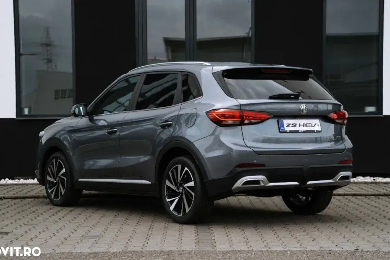 MG ZS HEV din 2025 cu 1 km - oferta MG0170012 - foto 4